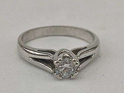 Anillo de Compromiso